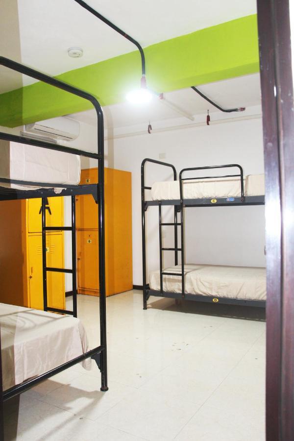 Hotel & Hostal Casa De Luz Cancun Bagian luar foto