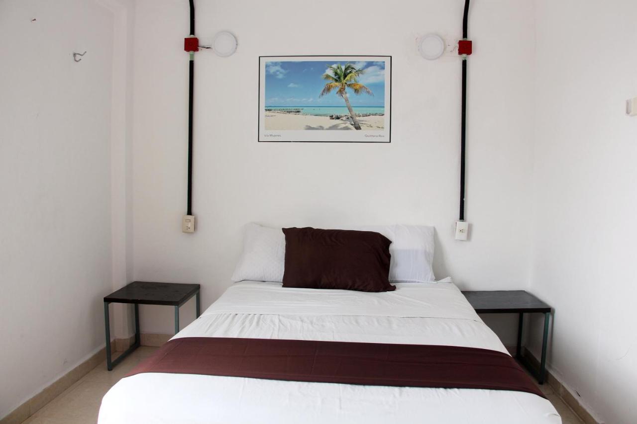 Hotel & Hostal Casa De Luz Cancun Bagian luar foto